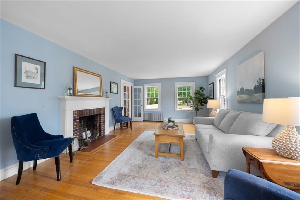 1111 Pleasant Street