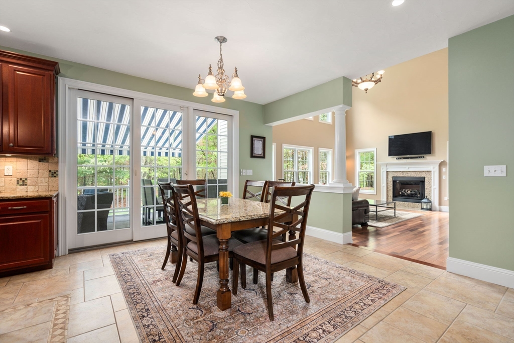 38 Blueberry Ln