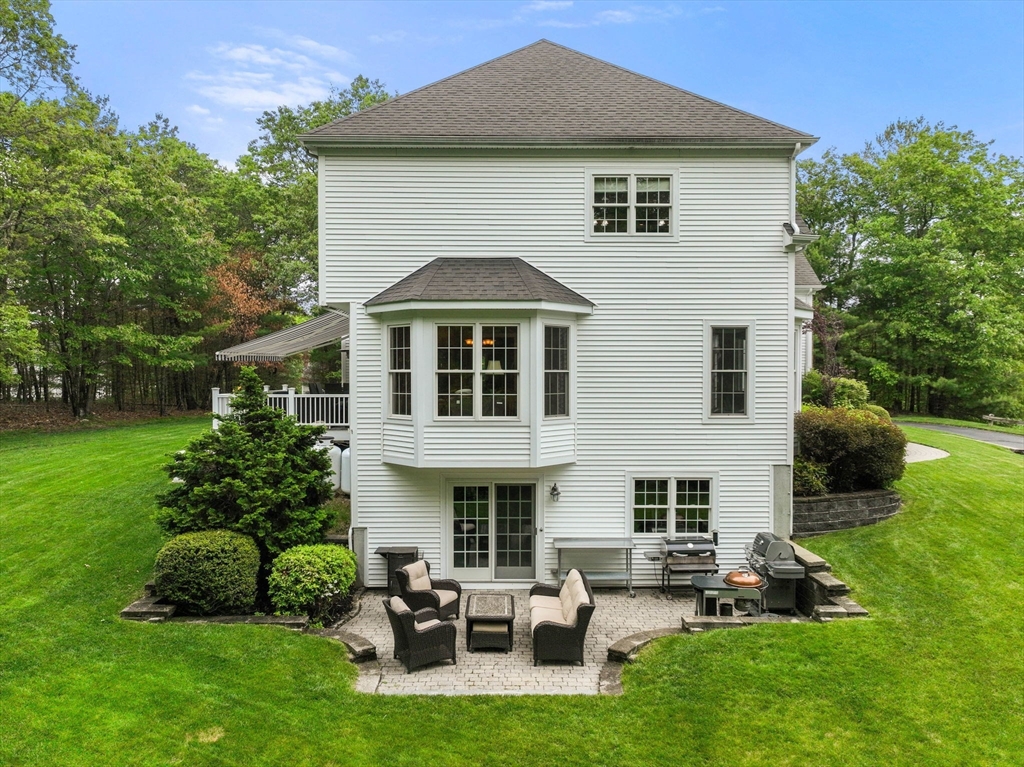 38 Blueberry Ln