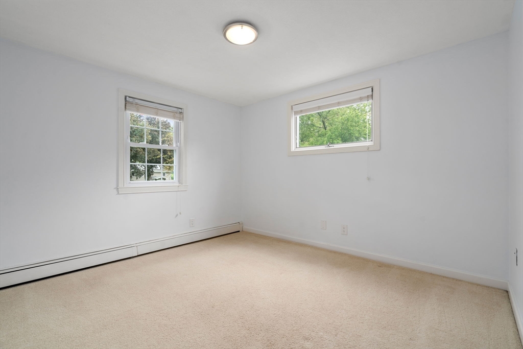 231 Totten Pond Rd