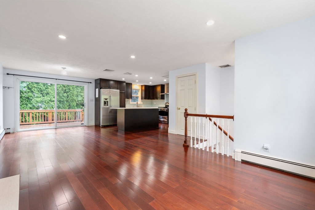 231 Totten Pond Rd
