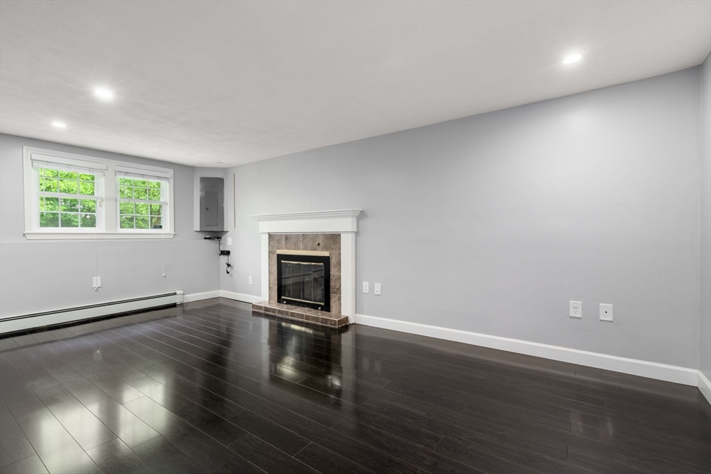 231 Totten Pond Rd
