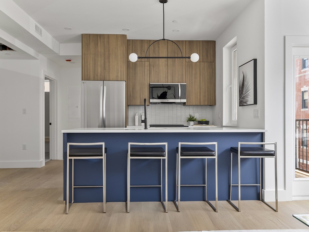 27 Dixwell # 7