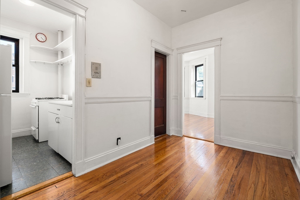 69 Quint Ave # 7