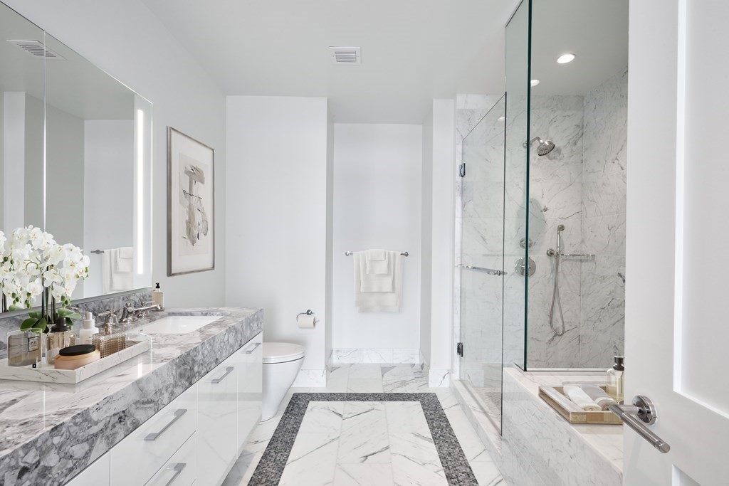 240 Devonshire Street # 4104