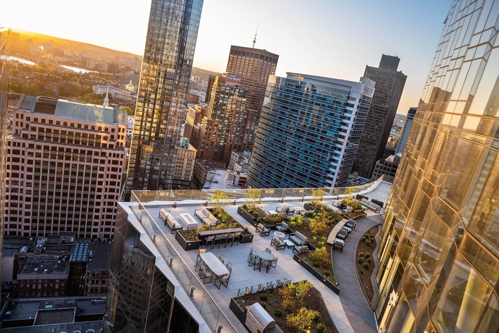 240 Devonshire Street # 4001