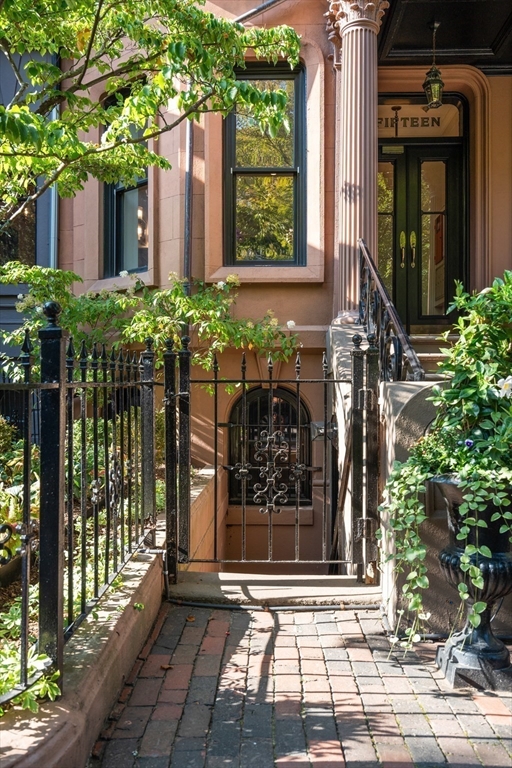 15 Marlborough St # G