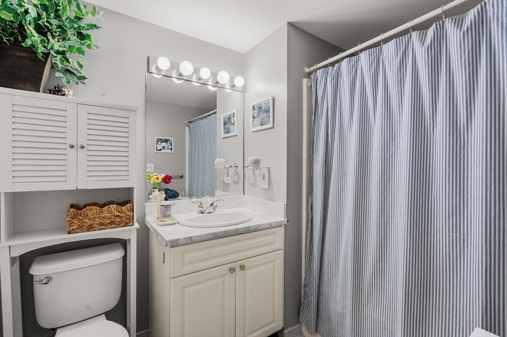 1 Nassau St # 1102