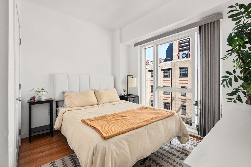 1 Nassau St # 1102