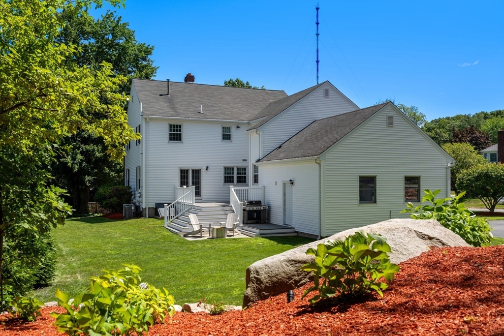 4 Cunningham Lane