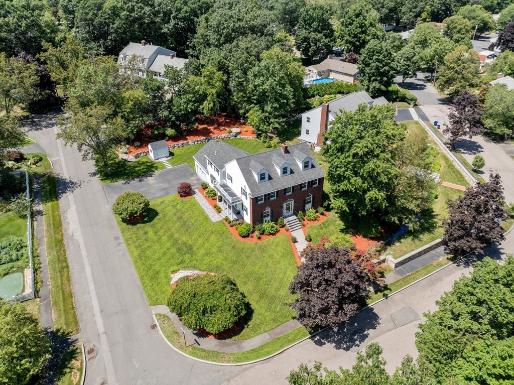 4 Cunningham Lane