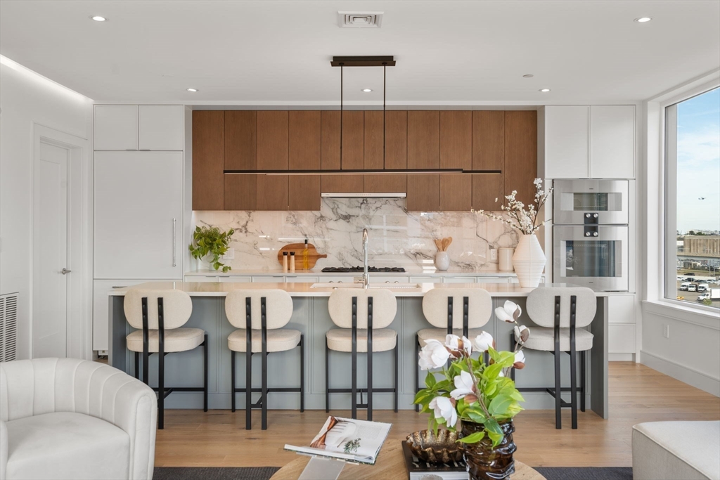 595 Albany Street PH