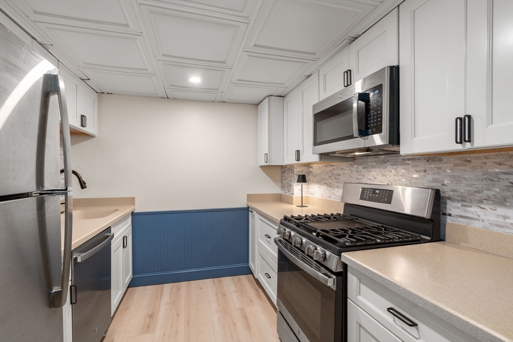 8 Kingswood Dr # D5