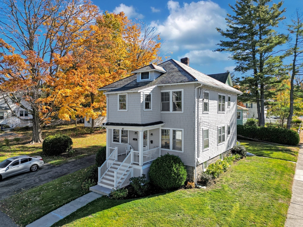 42 Summit St