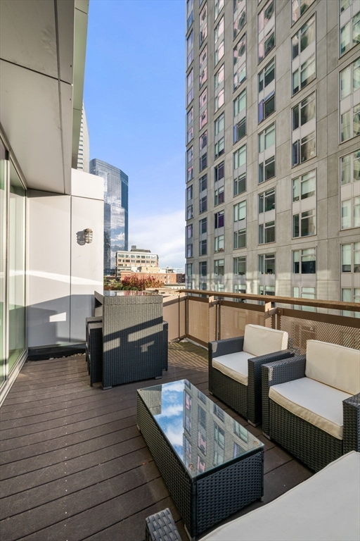 88 Kingston Street # 7C Unit: PH-7C