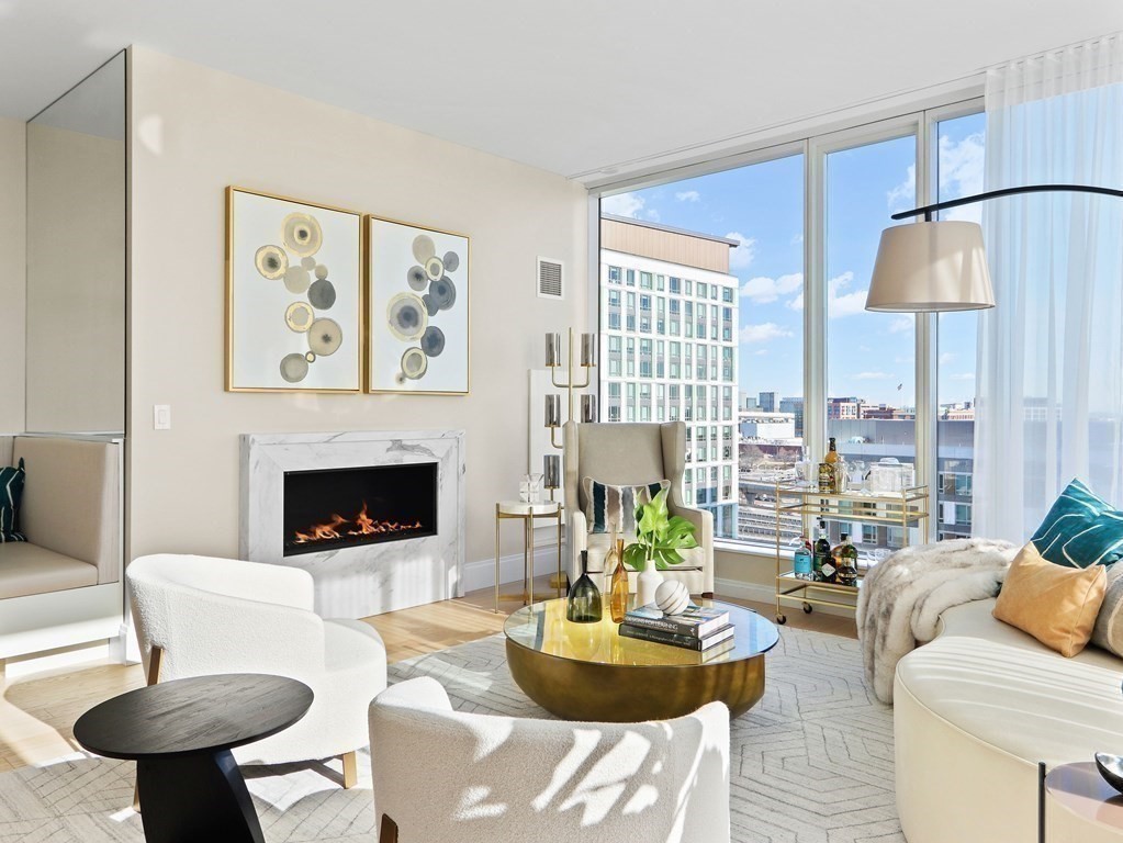 380 Harrison Ave Unit: 14-E