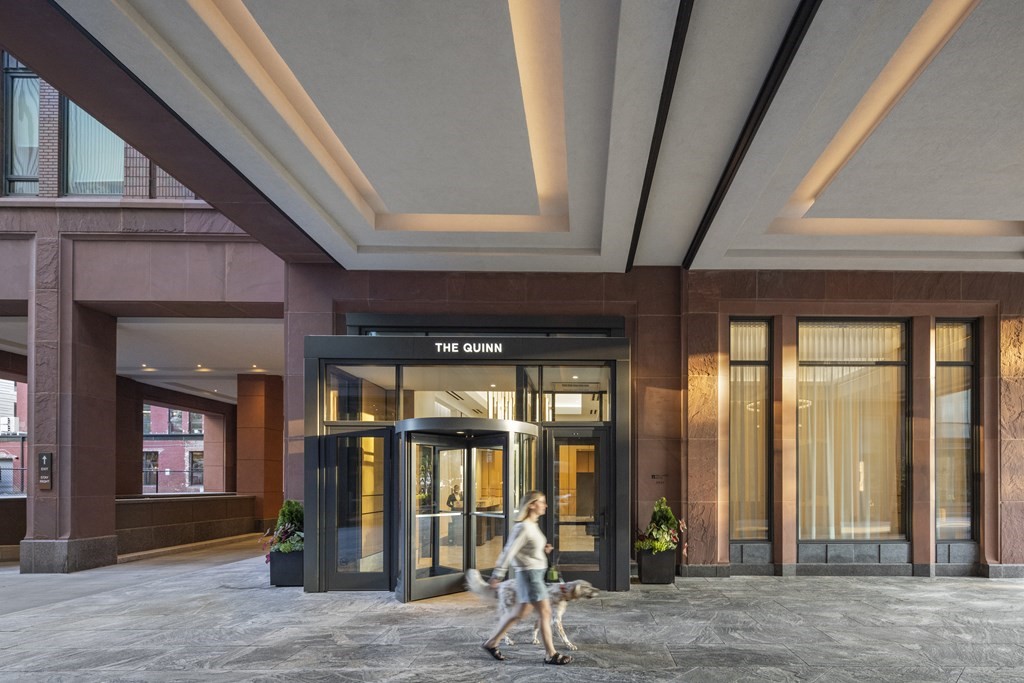 380 Harrison Ave Unit: 14-E