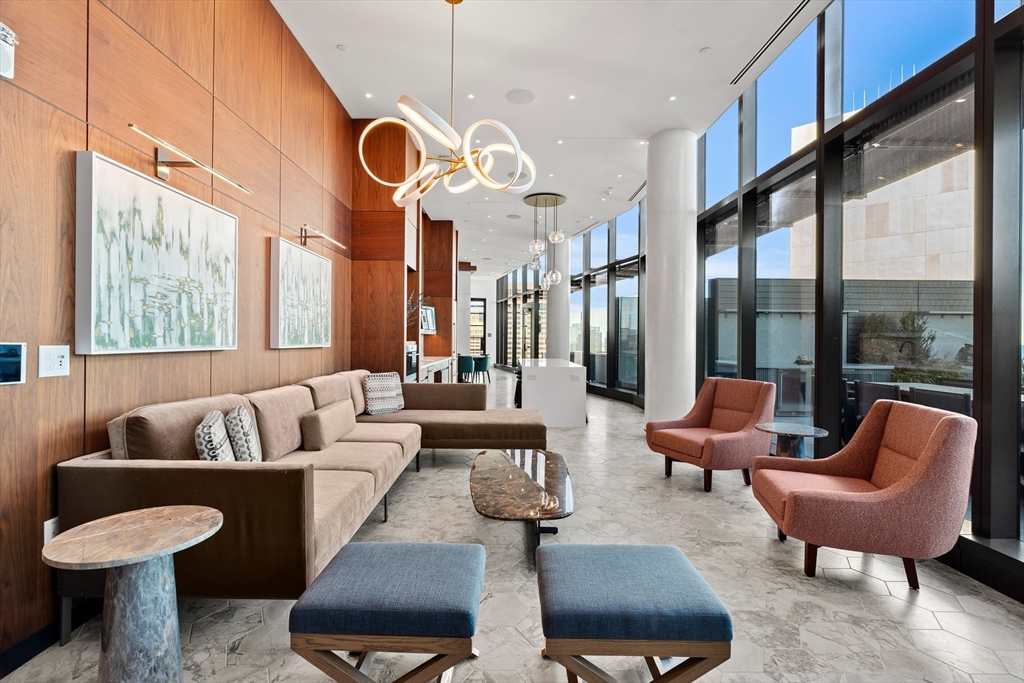 682 Atlantic Ave # 49H