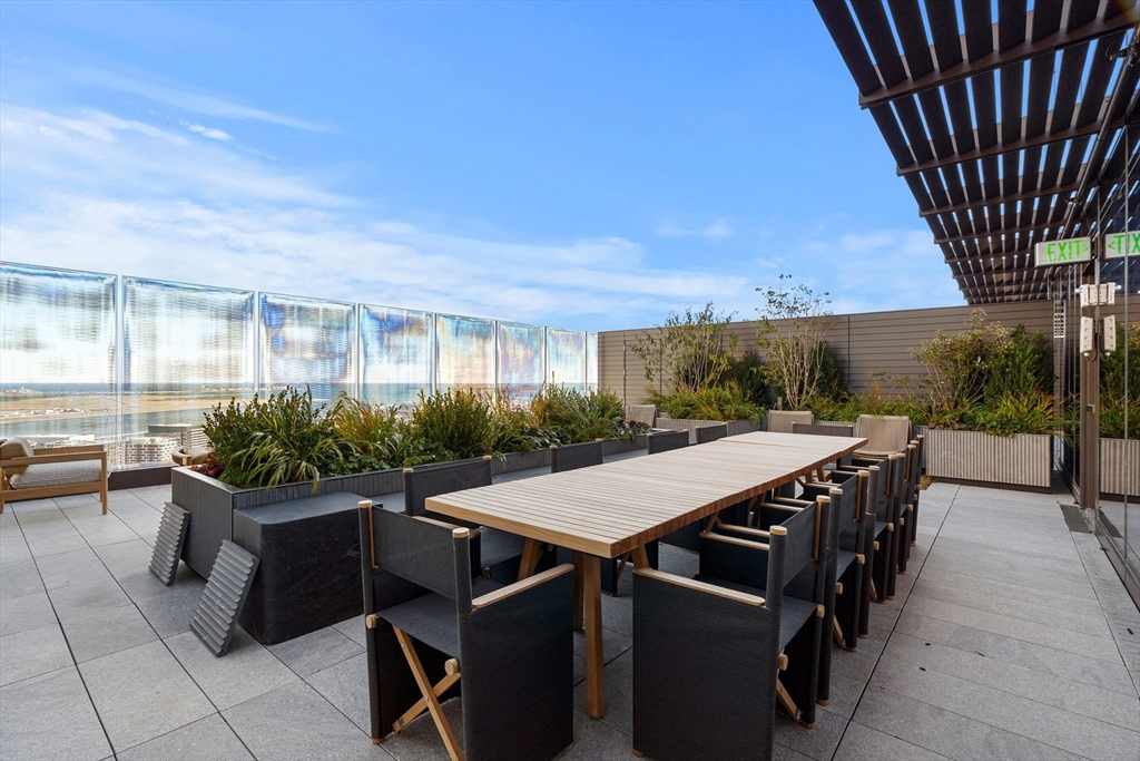 682 Atlantic Ave # 49H
