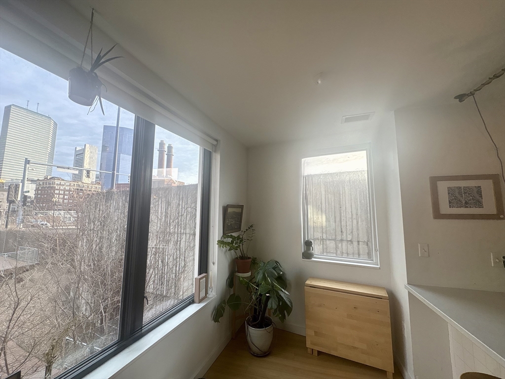 88 Hudson St # 303