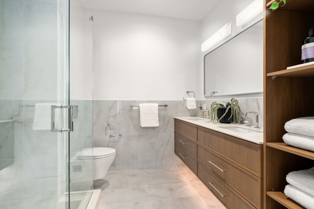 595 Albany Street # 501