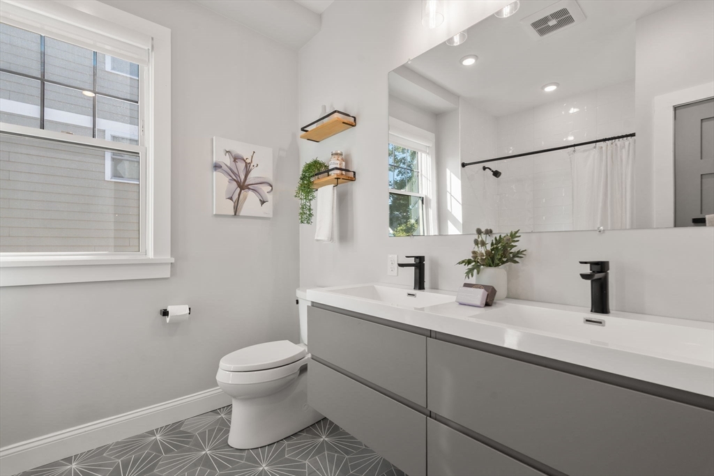 375 Hyde Park Avenue # 3