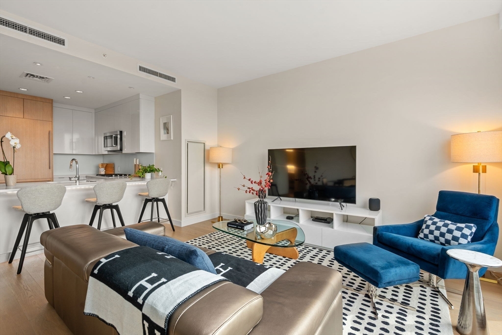 188 Brookline Ave # 21B