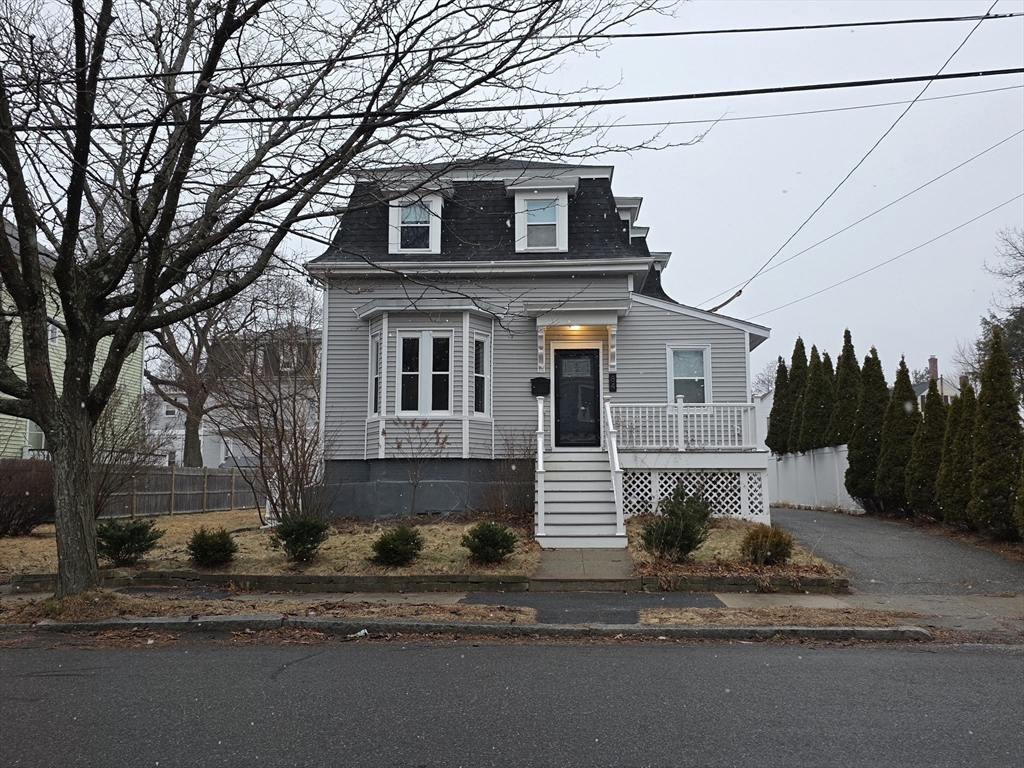 84 Dudley St
