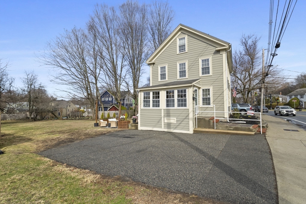 212 West Street # 1