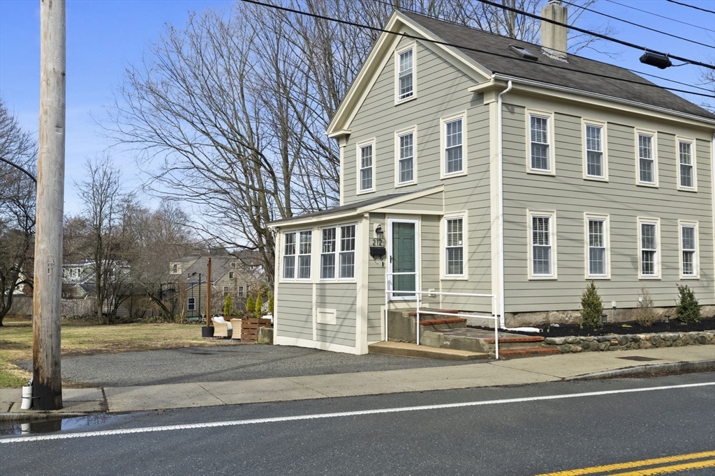 212 West Street # 1