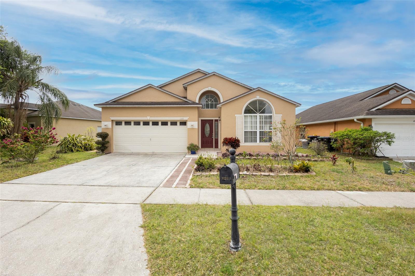 11266 MOONSHINE CREEK CIR