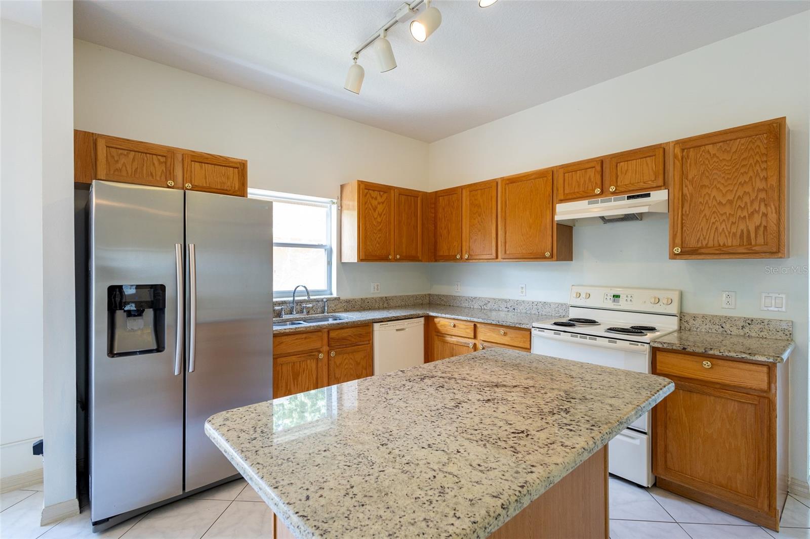 11266 MOONSHINE CREEK CIR