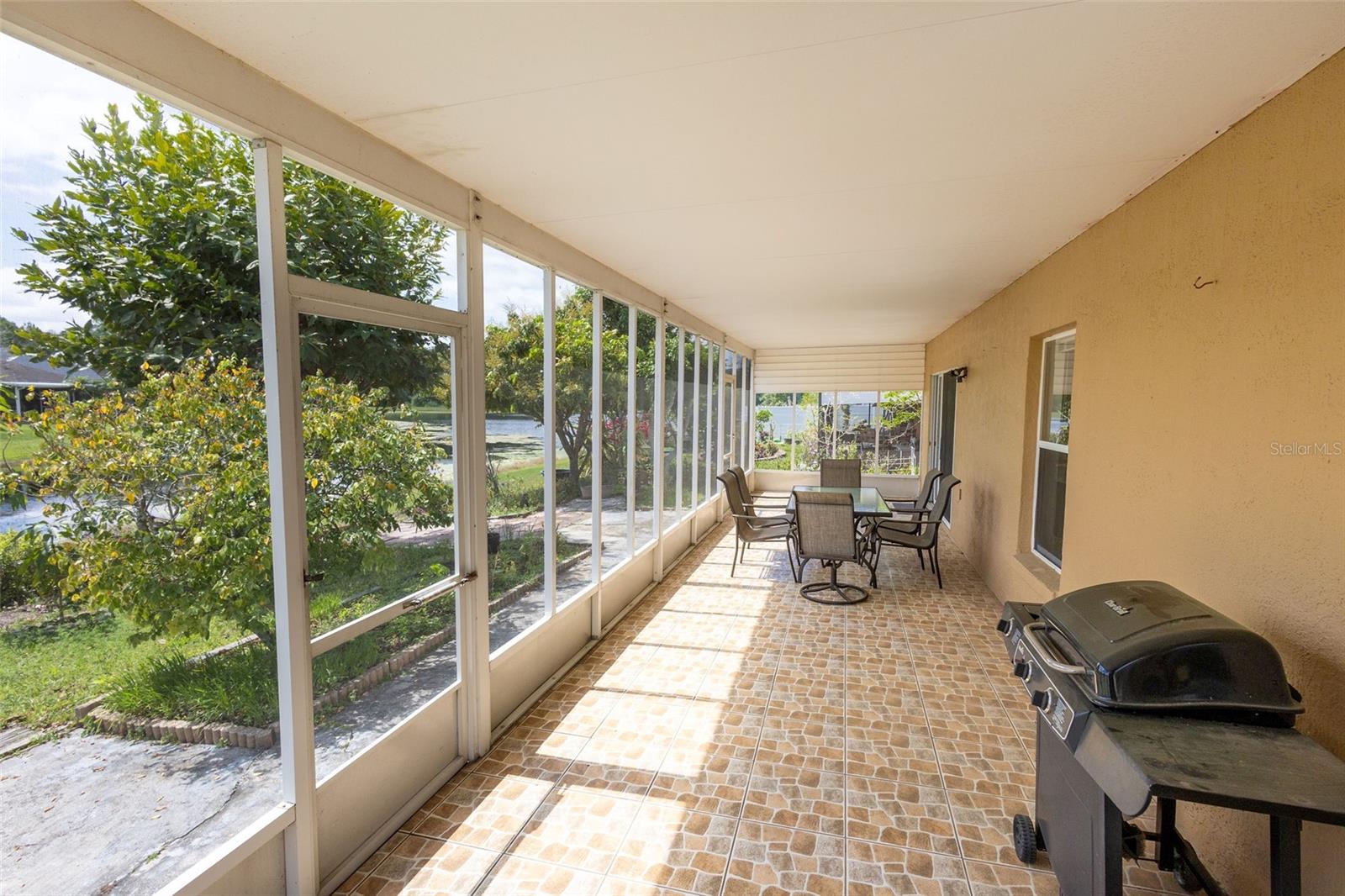 11266 MOONSHINE CREEK CIR