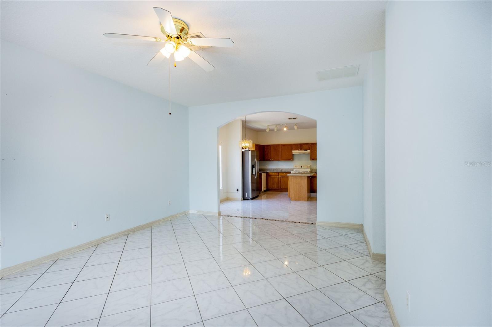 11266 MOONSHINE CREEK CIR