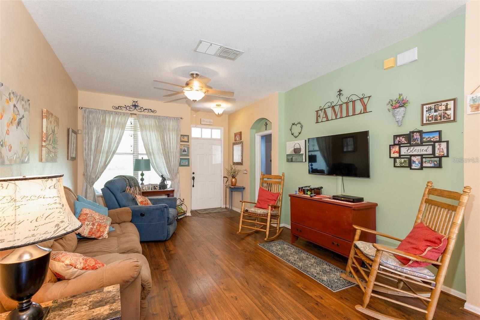 14262 TANJA KING BLVD