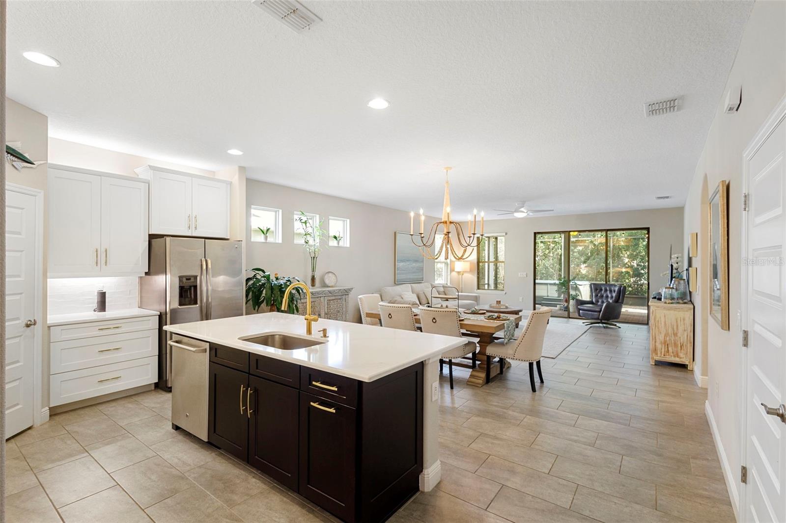 8643 BAYVIEW CROSSING DR