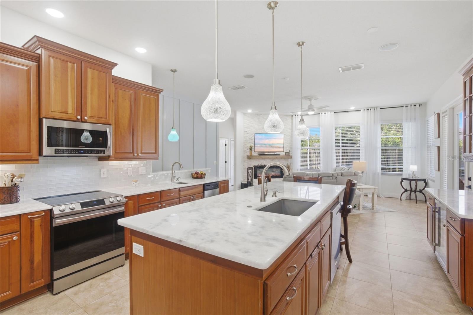 14569 GAINESBOROUGH DR