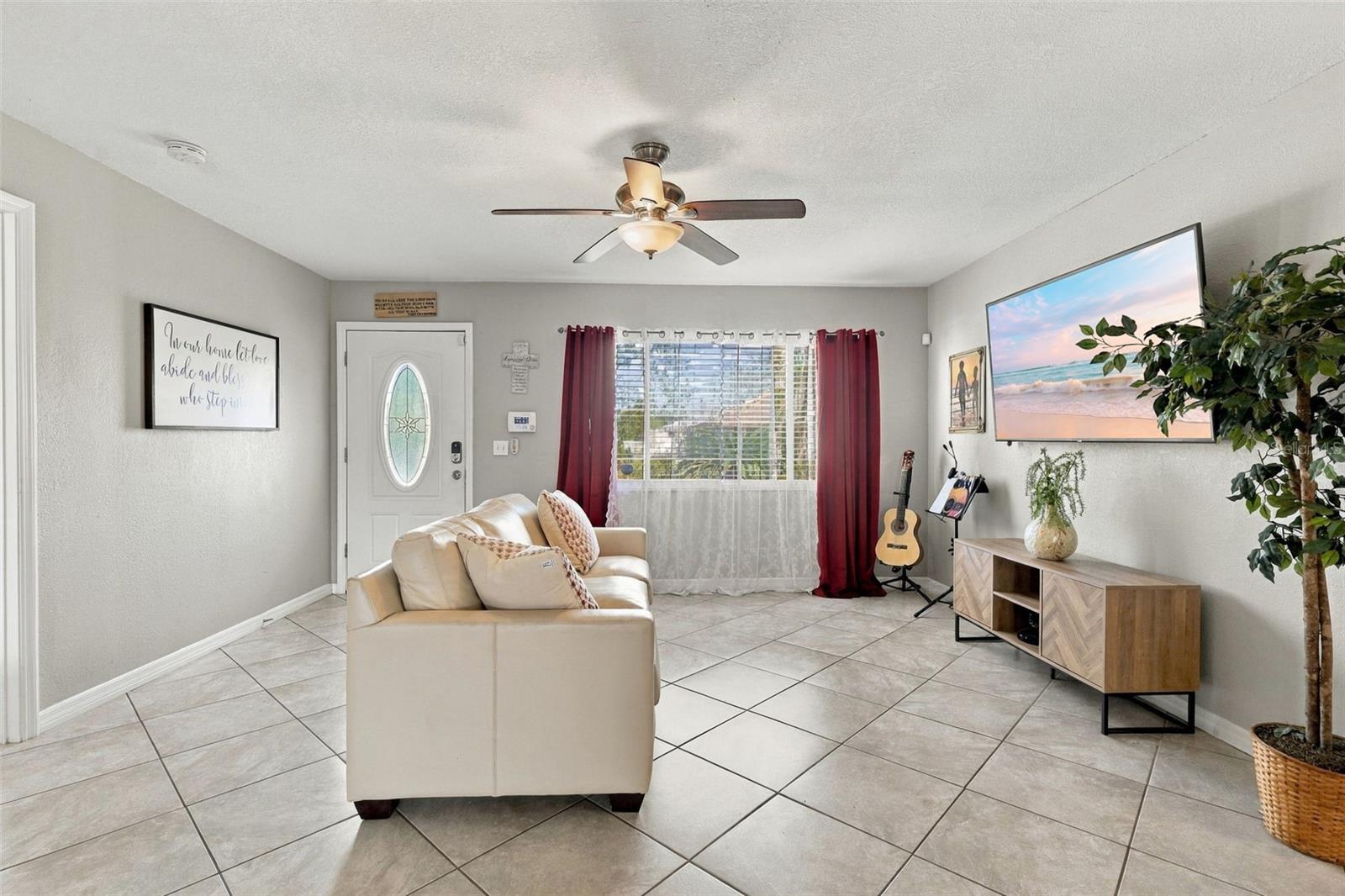 1379 DANDELION DR
