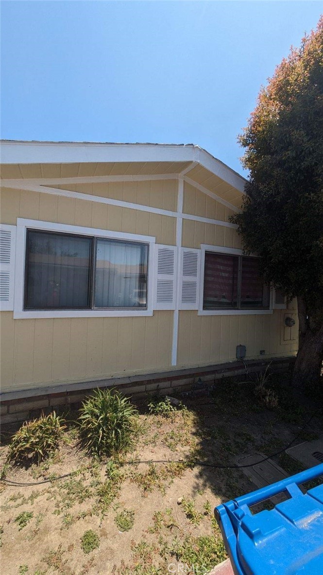 206 Las Brisas Circle