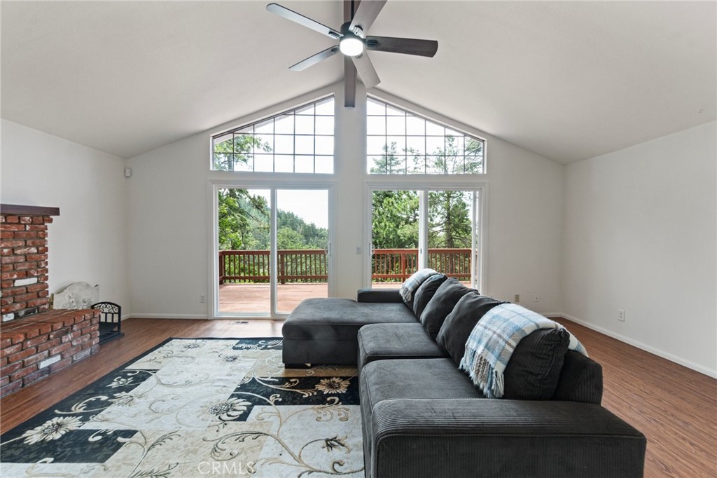 779 W Victoria Court