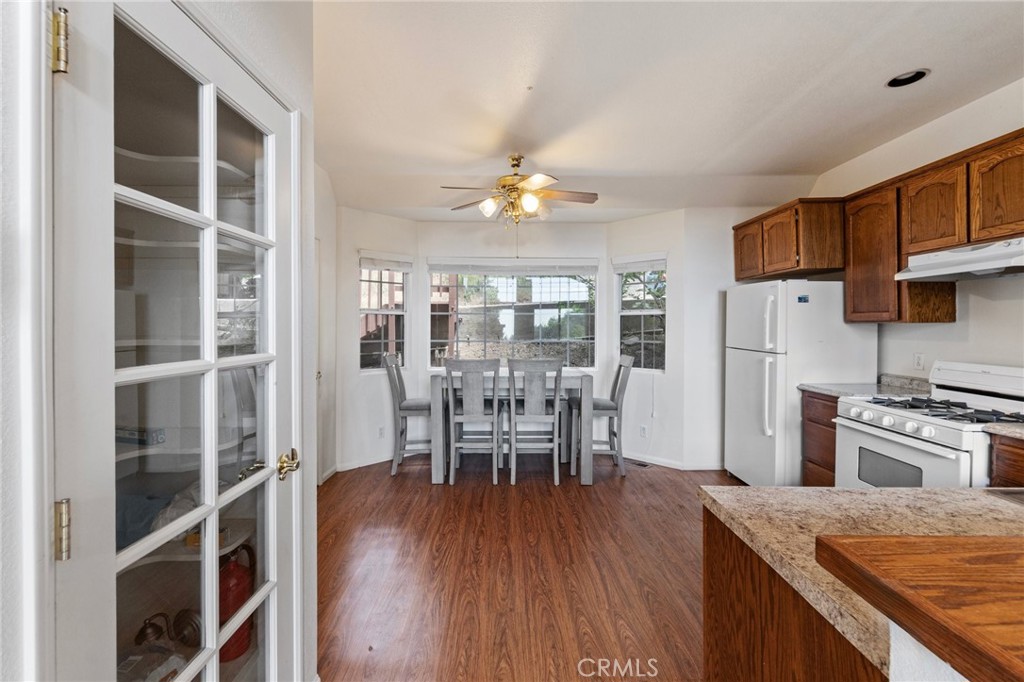 779 W Victoria Court