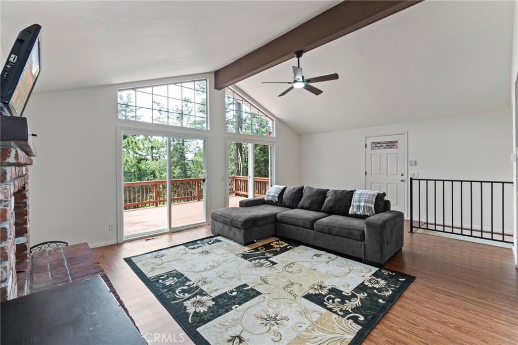 779 W Victoria Court