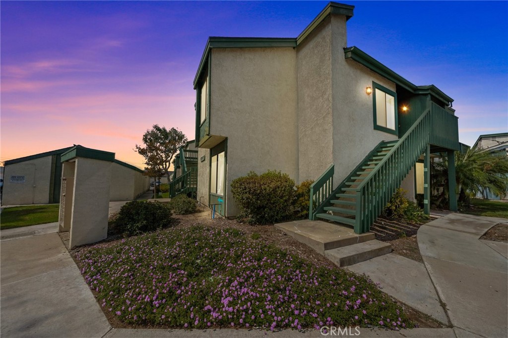 12705 Detra Lane 44