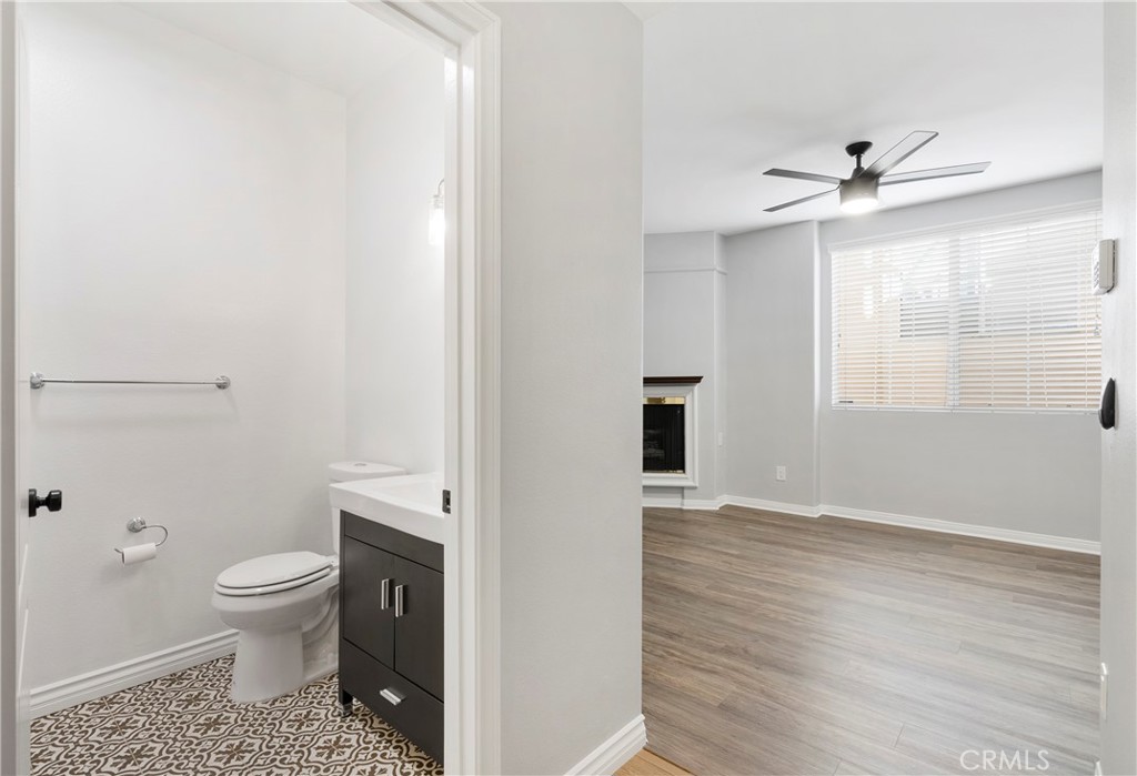 7120 La Tijera Boulevard C101