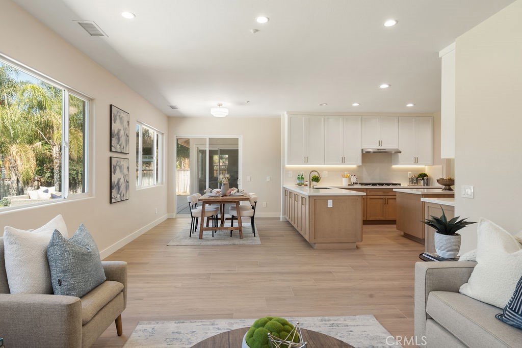 1254 Magnolia Avenue