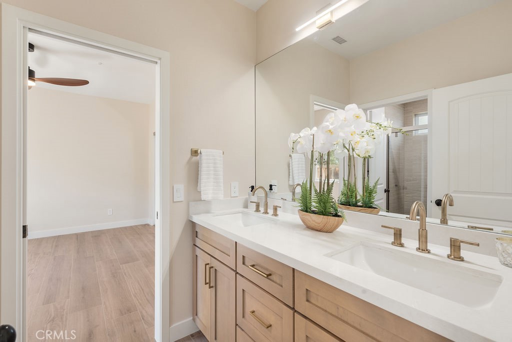 1254 Magnolia Avenue