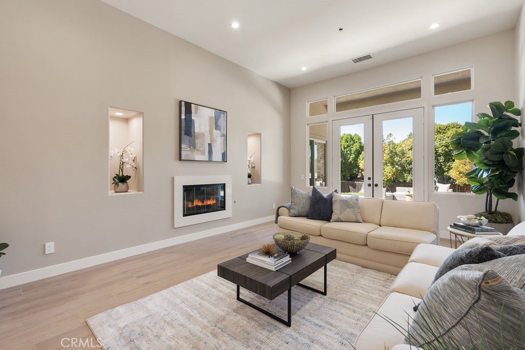 1254 Magnolia Avenue