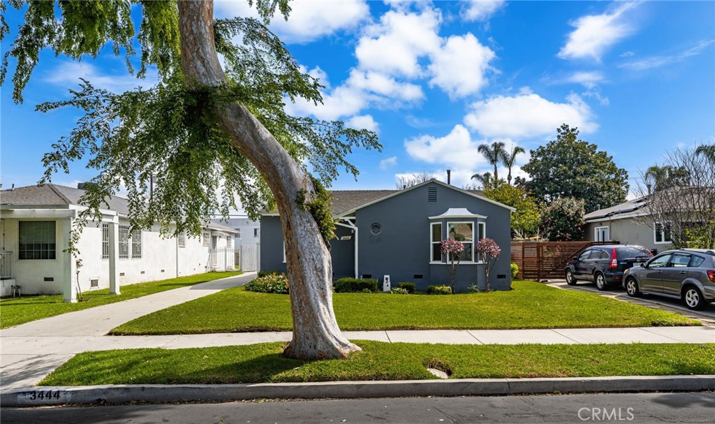 3444 S Sycamore Avenue