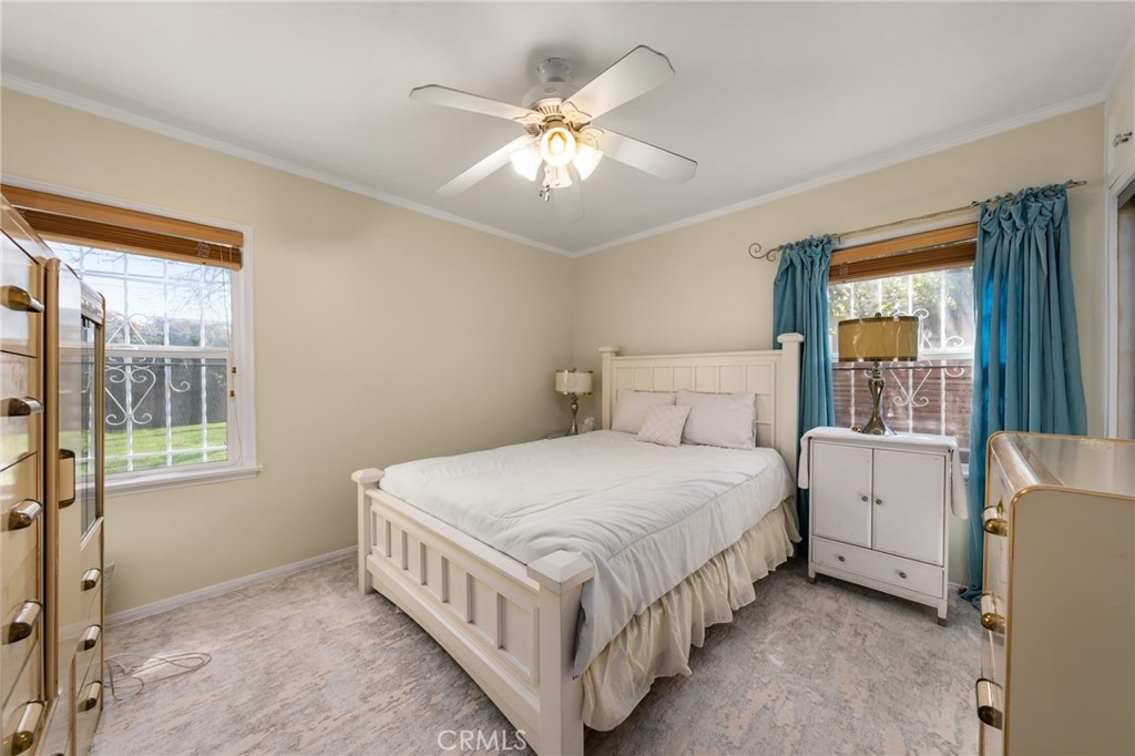 3444 S Sycamore Avenue