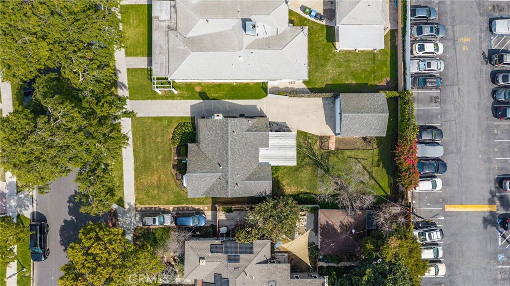 3444 S Sycamore Avenue